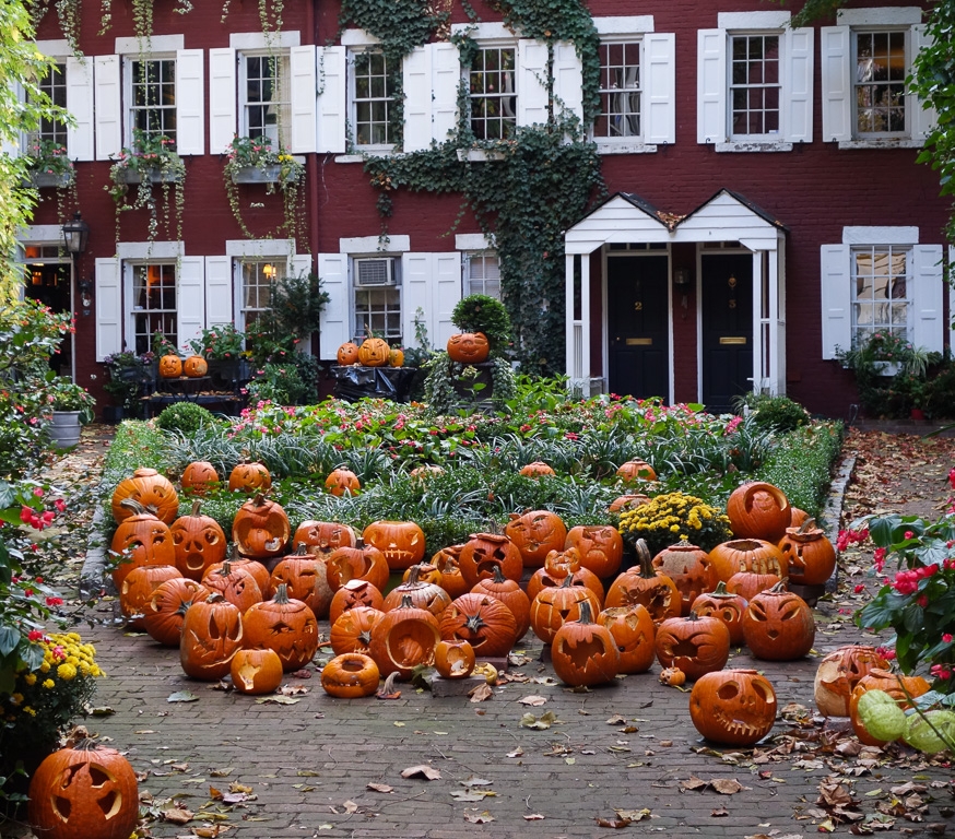 Autumn In New York by Marylou Lavoie