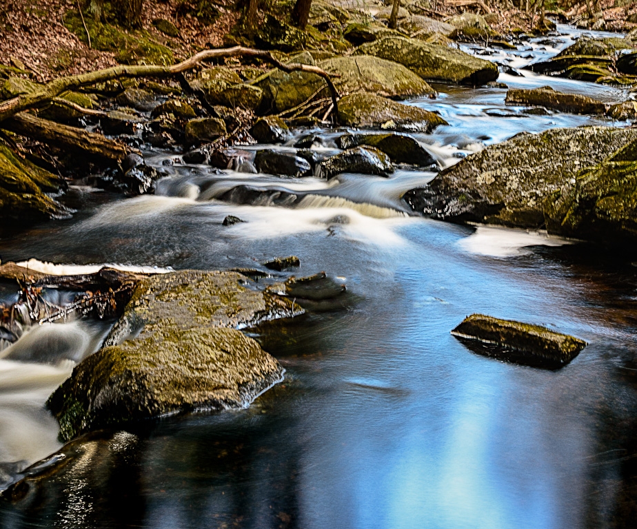 Enders Falls by Richard Provost