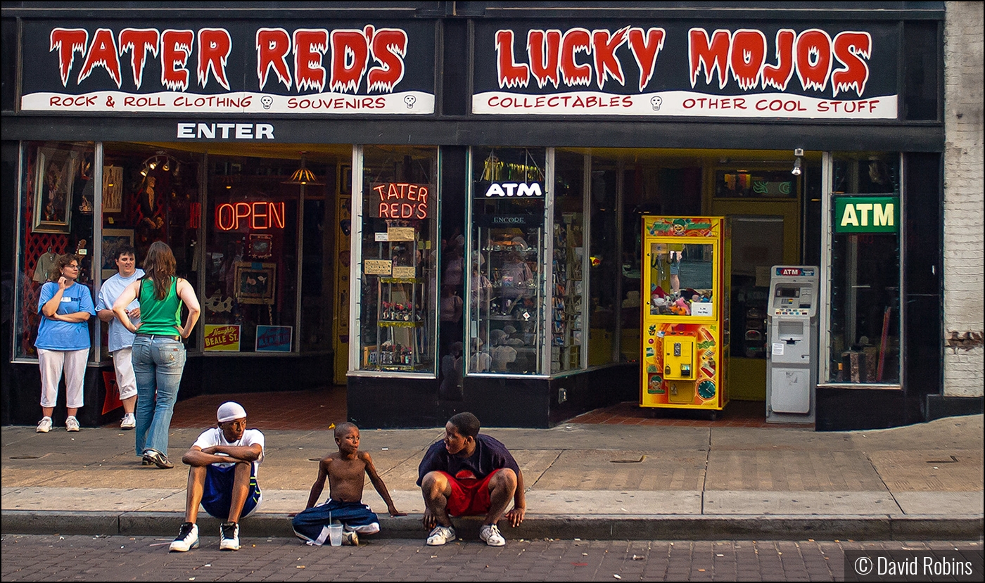 Hanging out on Beale Street by David Robins