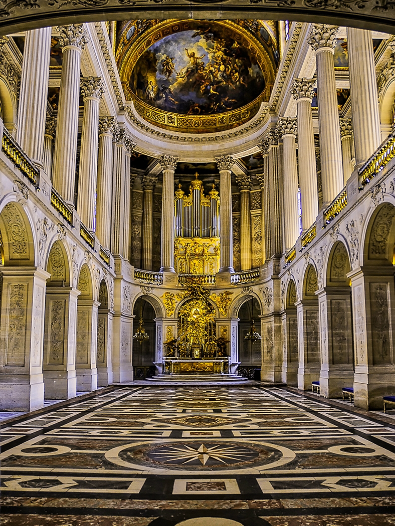 Versaille Chaple by Frank Zaremba