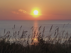 Aquinnah Sunset - Photo by Quyen Phan