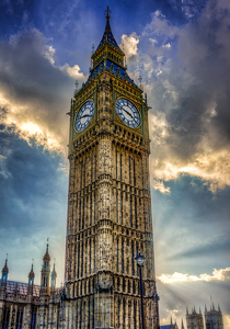 Elizabeth Tower in the setting sun - Photo by Frank Zaremba MNEC