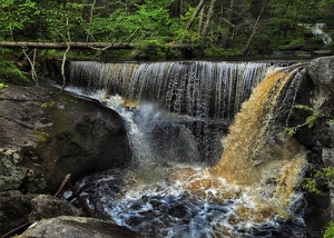 Enders Falls Splenor - Photo by Dolores Brown