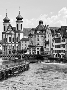 Lucerne Hirschmatt - Kleinstadt - Photo by Quyen Phan