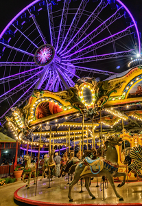 Night on Chicago's Navy Pier  - Photo by Bill Payne