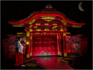 Night Temple Miko - Photo by Frank Zaremba MNEC