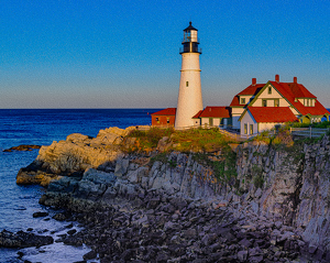 Oil painting of Portland Light at dawn - Photo by Richard Provost