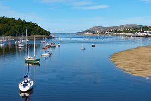 Relaxing scenic bay in Wales, UK - Photo by John Clancy