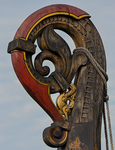 Ships mast head - Photo by Richard Provost