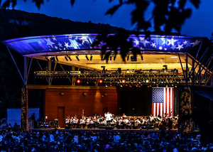 Simsbury 4th of July concert - Photo by Frank Zaremba MNEC