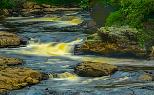 Top of Blackwater falls, WV - Photo by Richard Provost